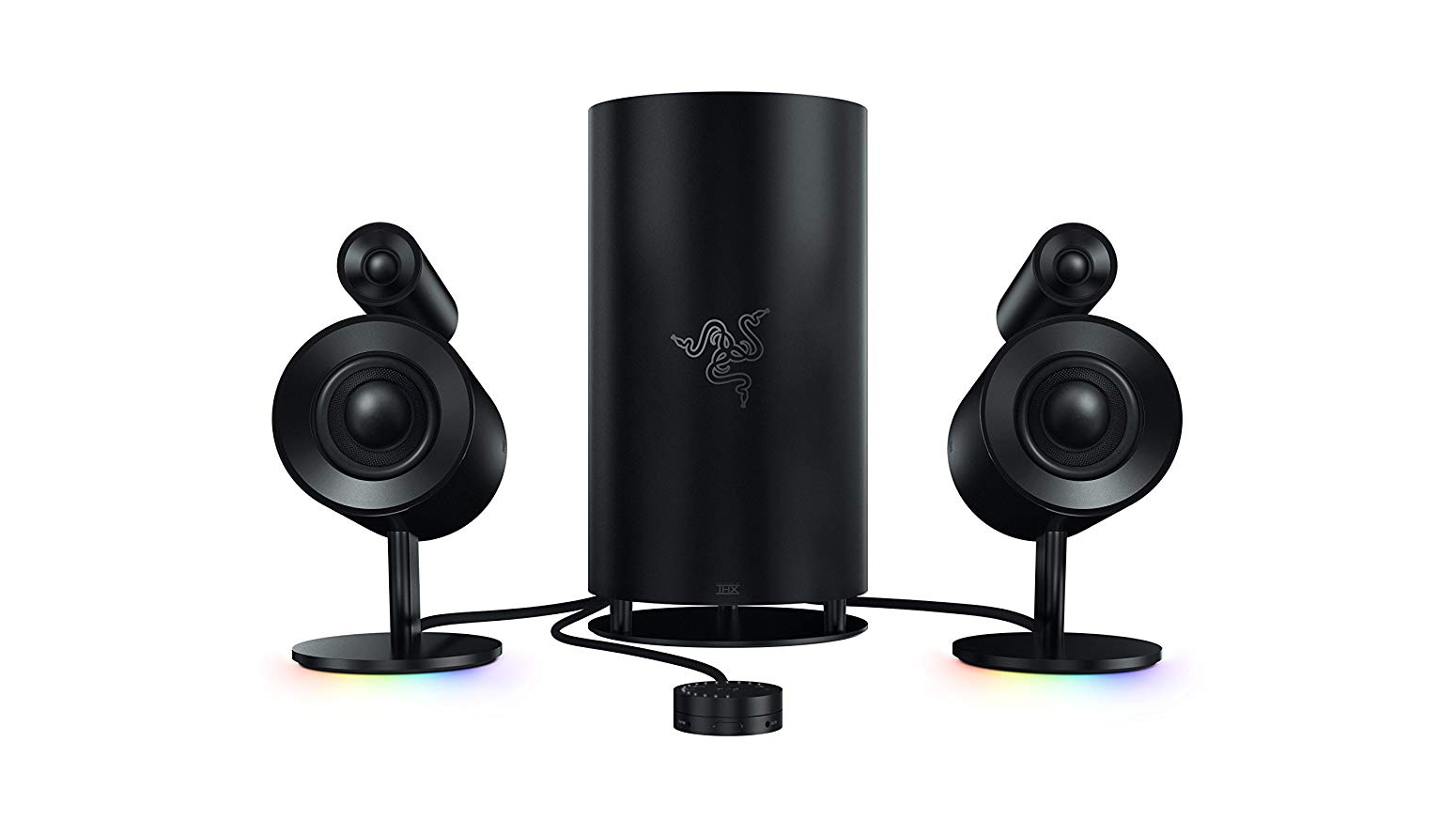 Razer Nommo Pro høyttalere og subwoofer mot hvit bakgrunn