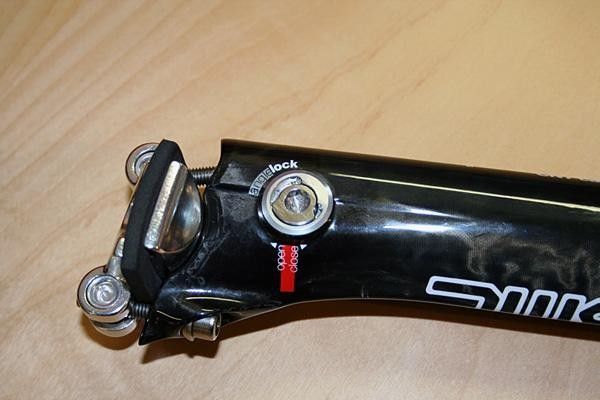 The angle lock of the Streampost 73.5 is controlled by a simple open/close system that BMC claims can't be overtightened provided the initial setup is done properly.