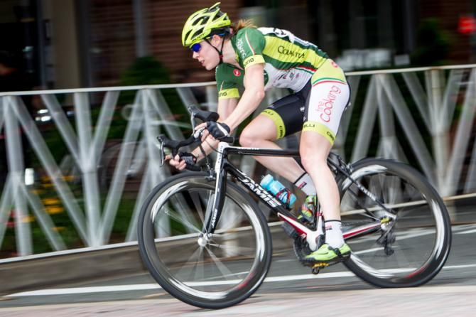 Lindsay Bayer (Colavita) goes after the race leader.