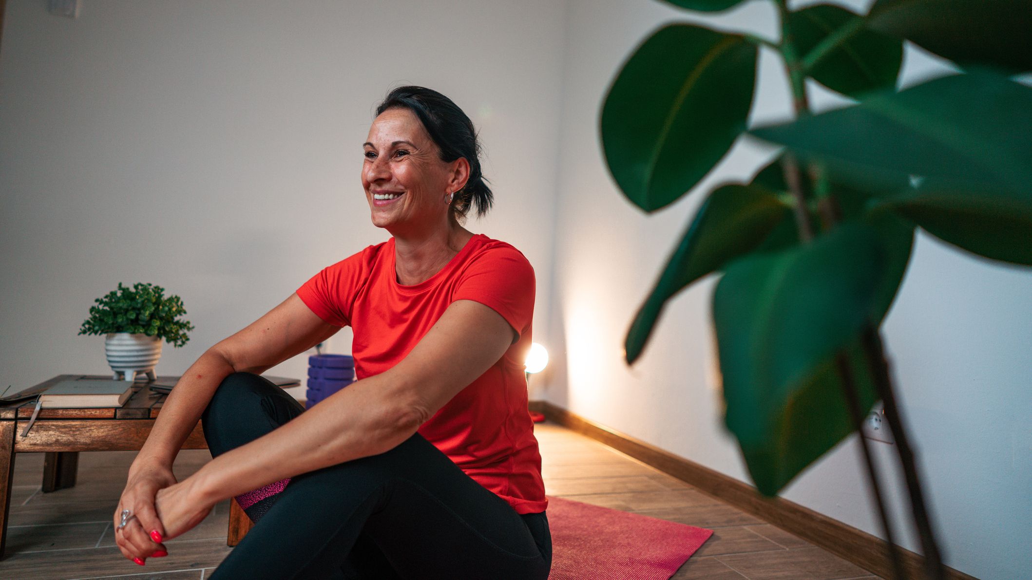 A Pilates instructor says dynamic stretching can help with your joint pain—here’s what to do A Pilates instructor says dynamic stretching can help with your joint pain—here’s what to do