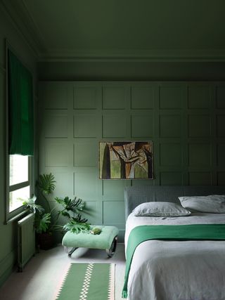 green bedroom