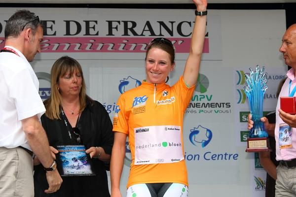 Annemiek Van Vleuten (Nederland Bloeit) retained the race lead after the longest stage.