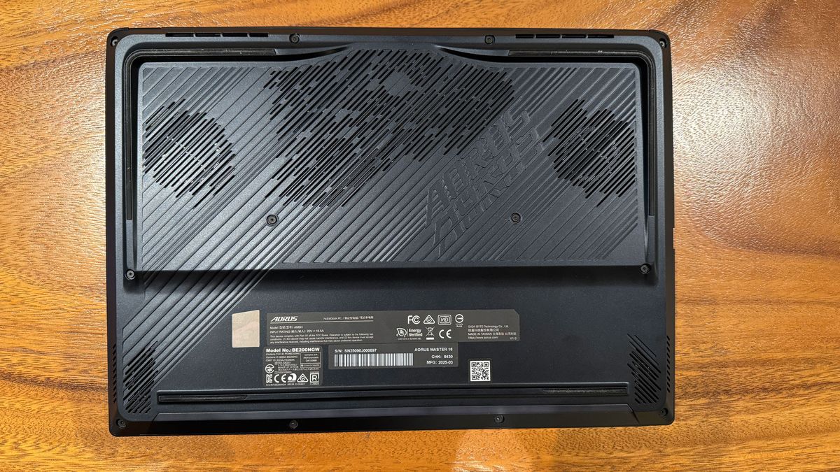 Gigabyte Aorus Master 16