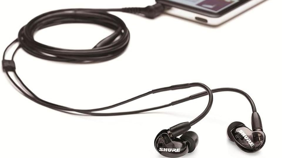 Shure SE215 Pro earbuds