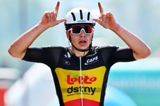 Arnaud De Lie won stage 5 of the Renewi Tour