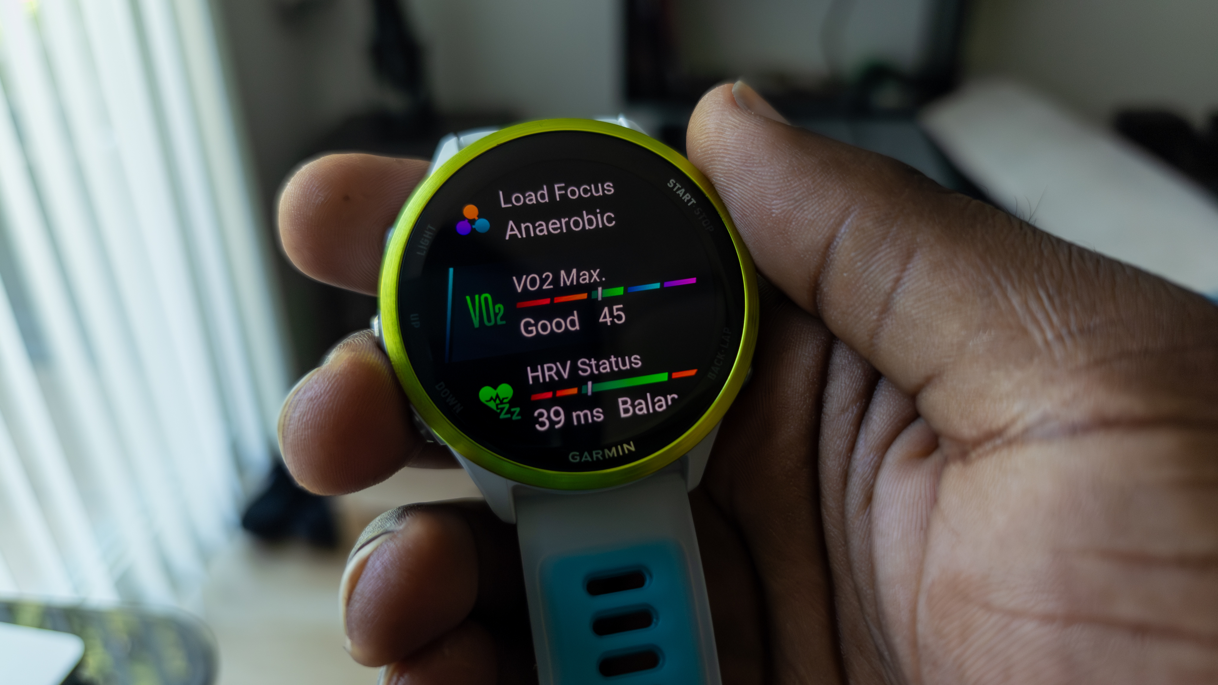 Performance stats on the Garmin Forerunner 570