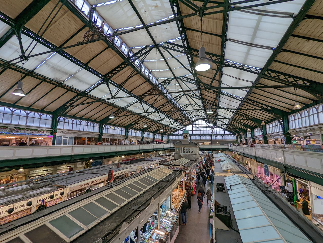 Pixel 6 Pro vs iPhone 13 Pro