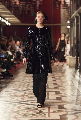 Chanel fall 2024 haute couture runway look