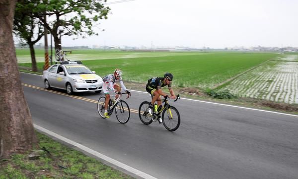 It was Rodgers and Fukushima on the move on stage 5