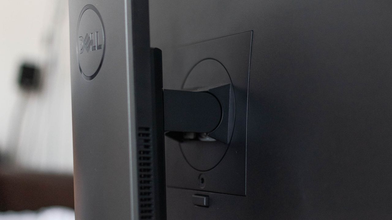 Dell P2719HC stand attachment