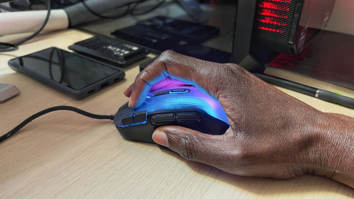 Roccat Kone XP gaming mouse