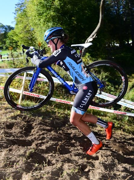 Caroline Mani (Raleigh Clement) on the steepest run-up with the race lead