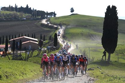 Strade Bianche 2024 - Racing across the Tuscan white roads