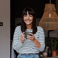 Ali Lovett's avatar