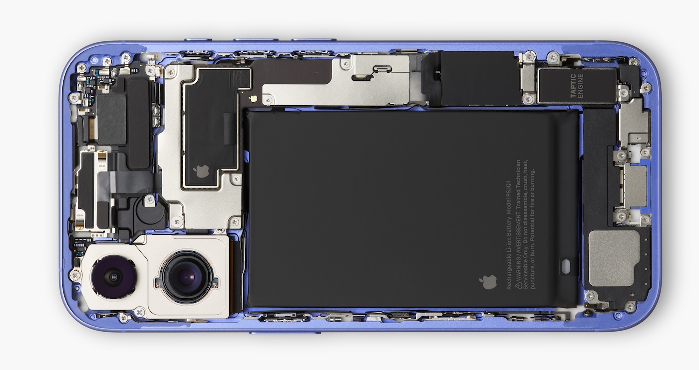 Exclusive: 8 (literally) hidden features of the iPhone 16 and iPhone 16 Pro, with Apple’s Vice President of Product Design for iPhone