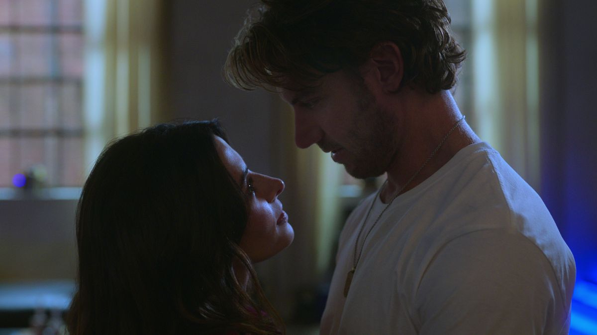 Sarah Shahi as Billie Connelly and Adam Demos as Brad Simon in "Sex/Life" on Netflix.