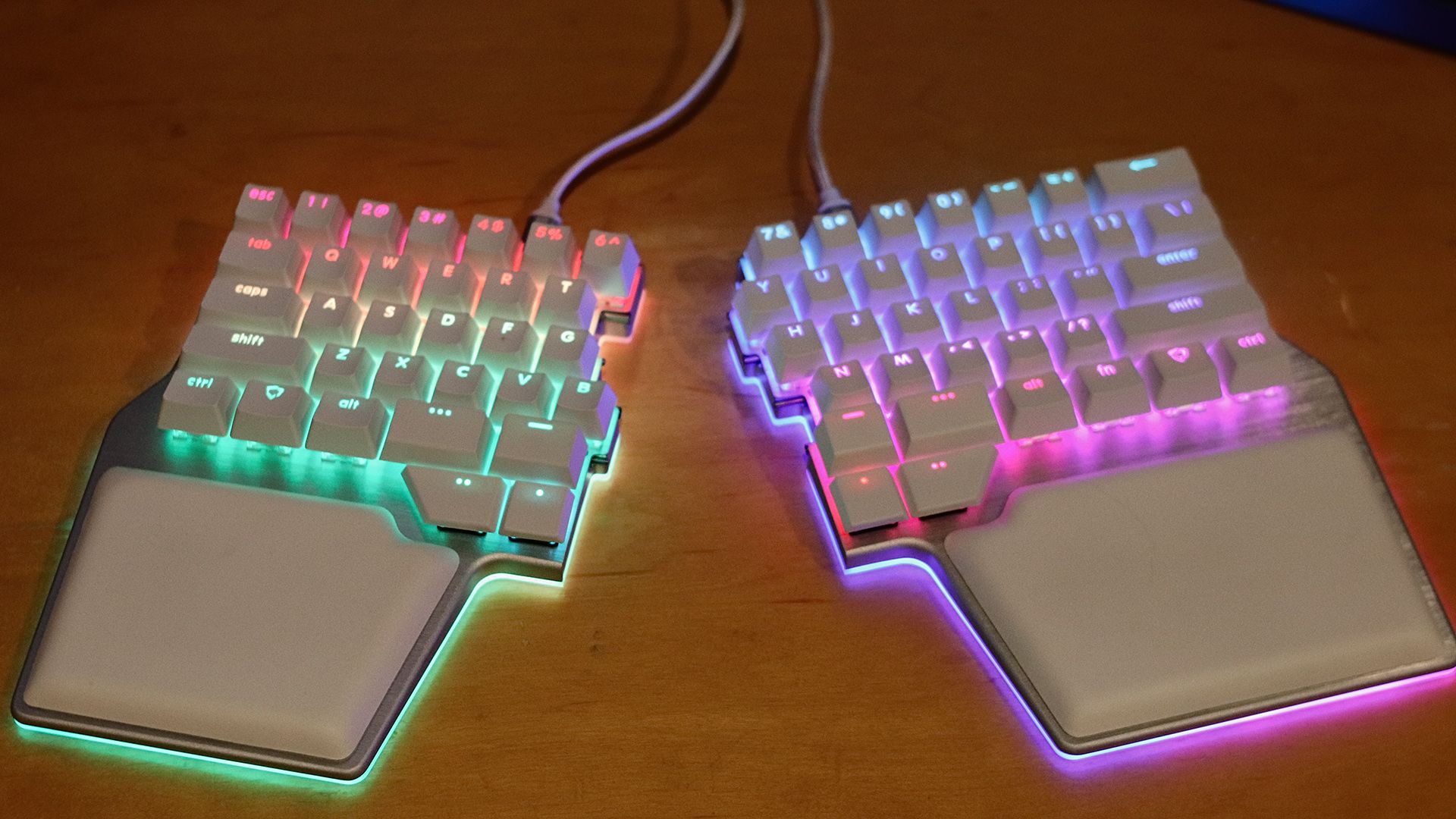【最終値下げ】Dygma Raise 分離型メカニカルキーボード 本体 rSfpgVAWchgviHCUcjtRfX-1920-80.jpg
