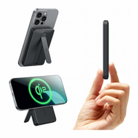 ESR  MagSafe 5,000 mAh Power Bank Kickstand