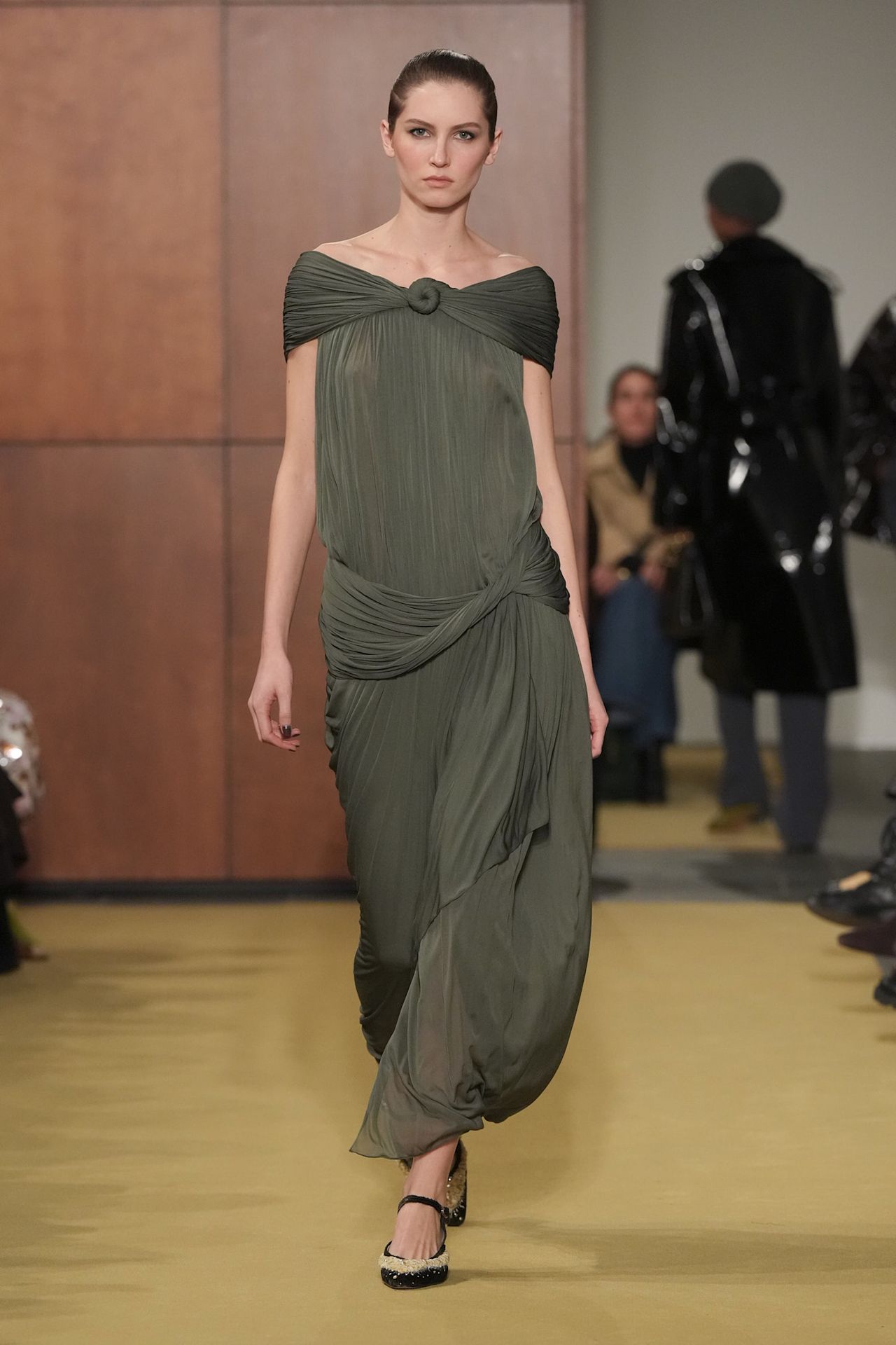 models on the Fall 2026 Tory Burch fashion show runway