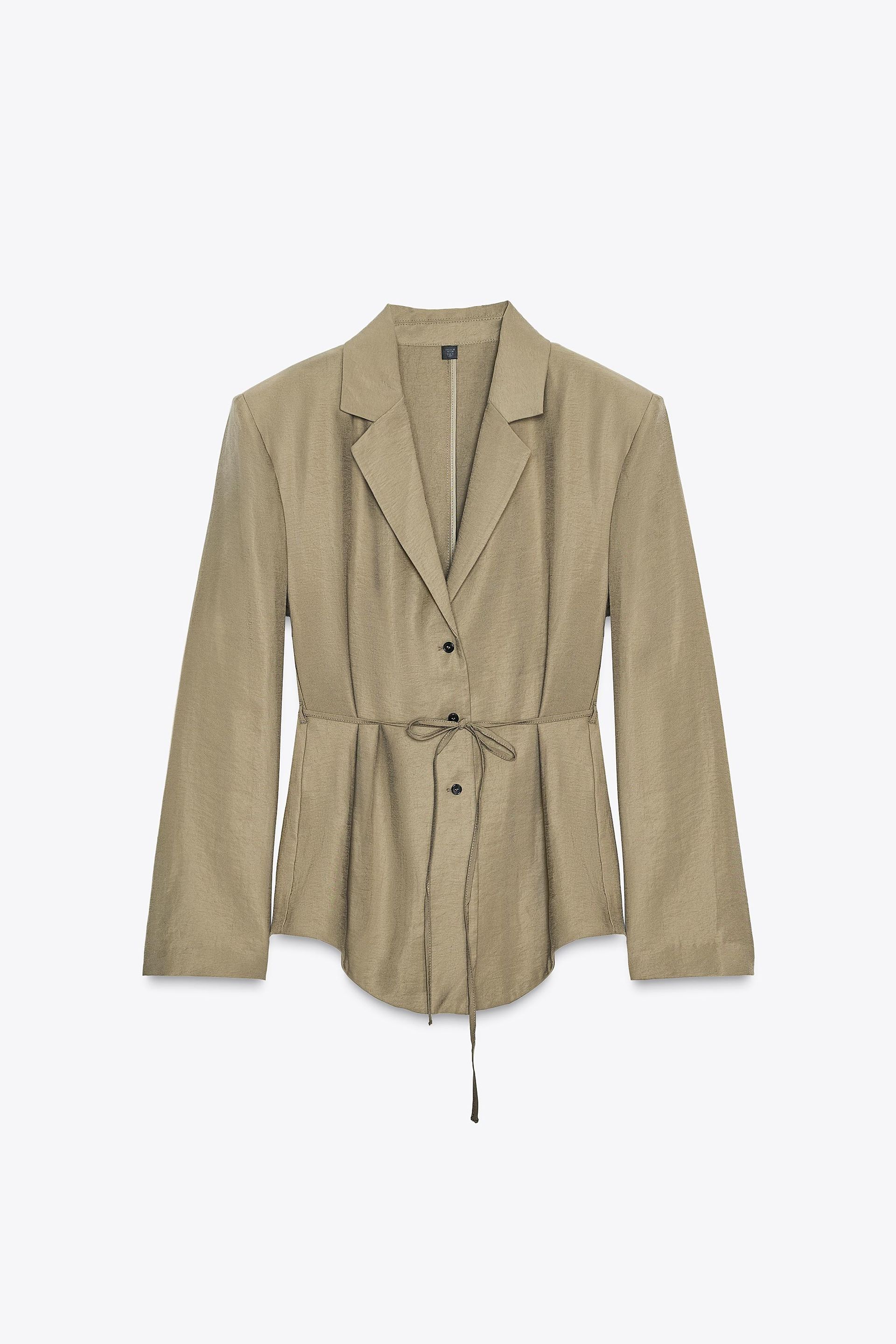 Blazer With Shoulder Pads and Thin Belt