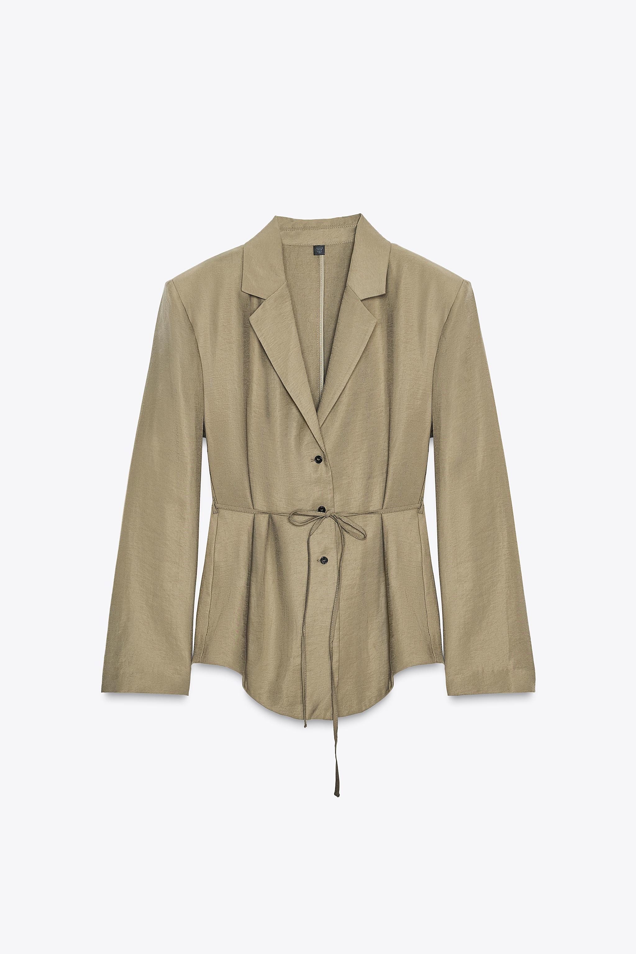 Blazer With Shoulder Pads and Thin Belt