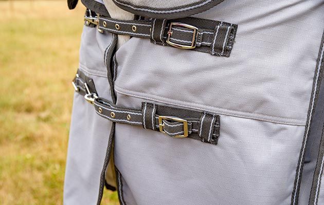 Fieldmasta Fly Rug Silver review