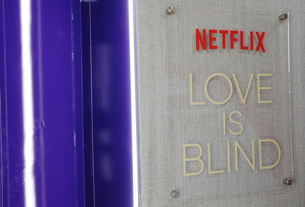 Love is Blind Netlfix sign