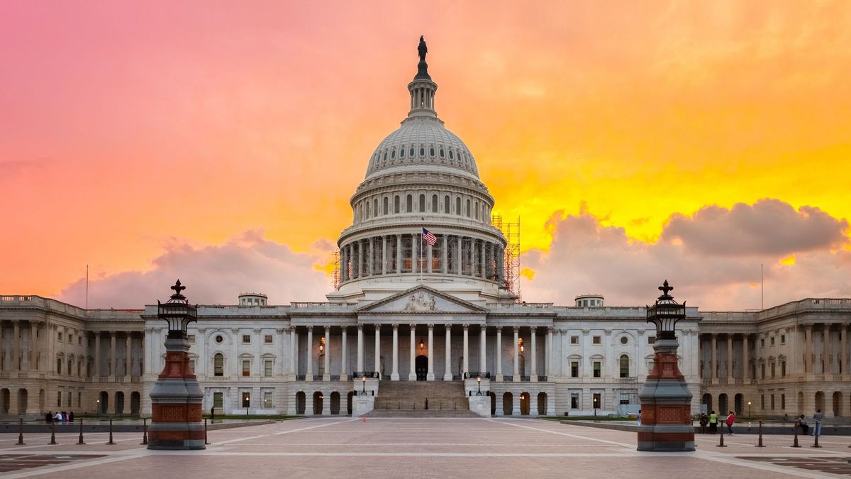 US Capitol Building at sunset