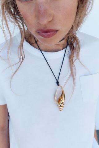 Snail Shell Rope Necklace