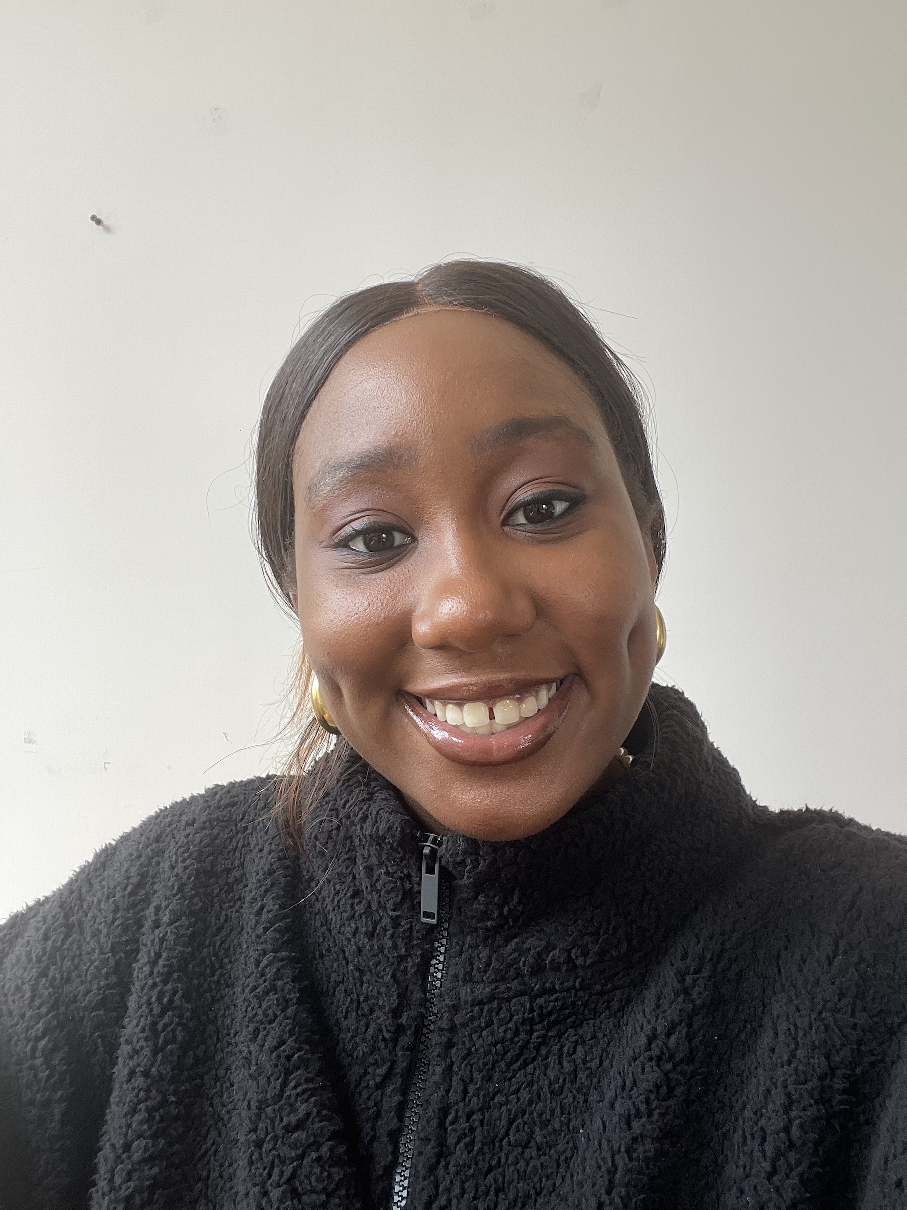 Tonna, a Marie Claire tester, after applying Victoria Beckham Beauty Satin Kajal Eyeliner