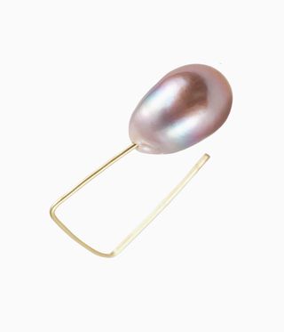 Pearl on a gold stem earring