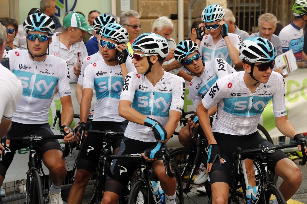 Team Sky await the start