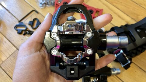 A photo of the Venzo 3-in-1 pedals