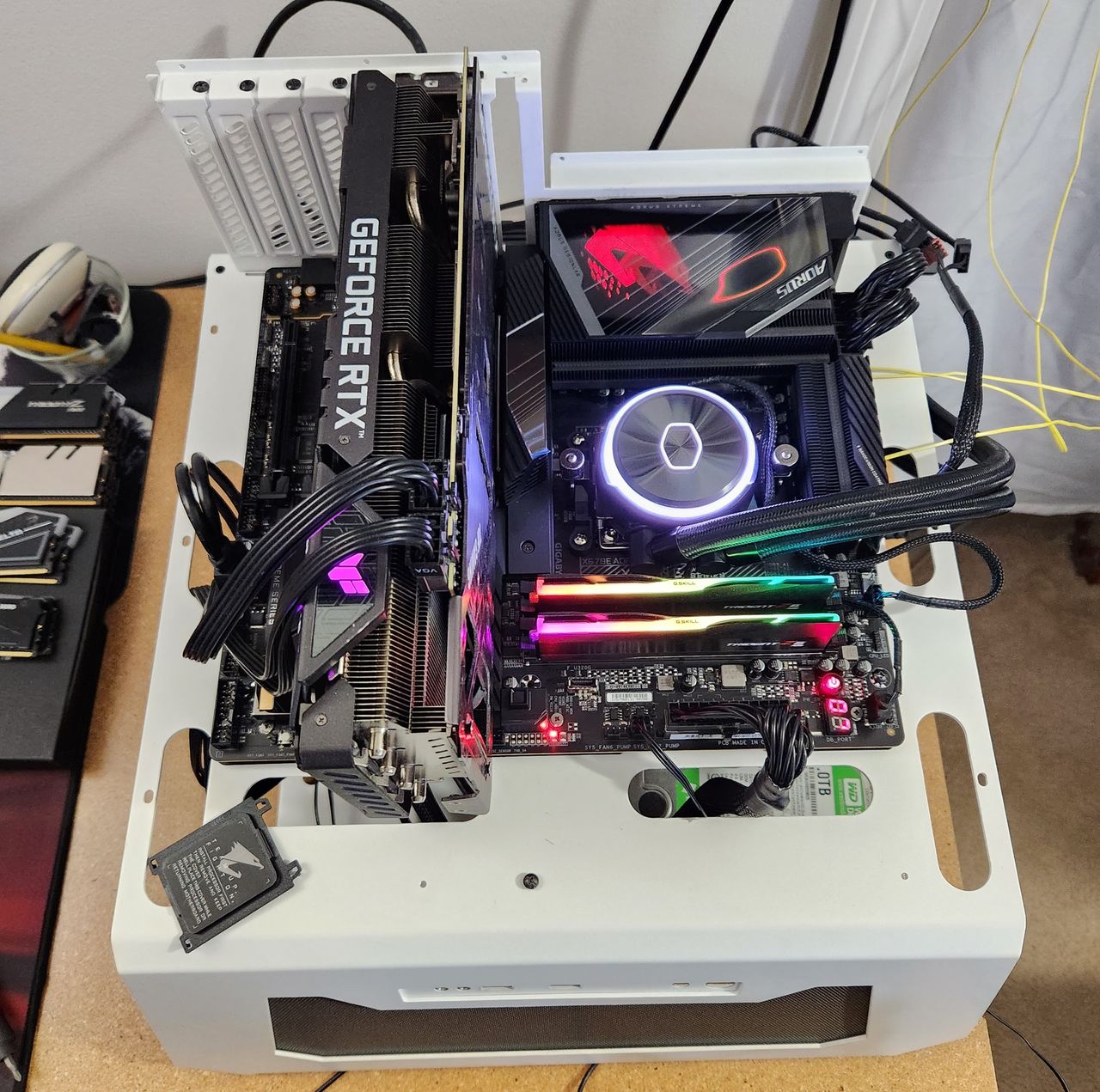 Gigabyte X670E Aorus Xtreme