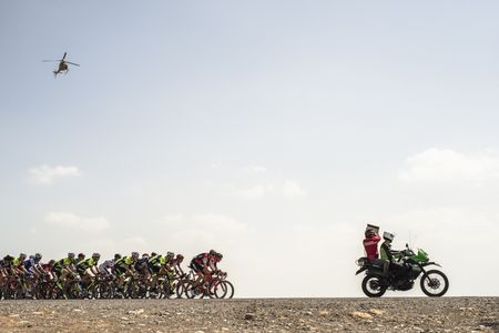 The peloton negotiate the Tour of Oman 2017 route. Image: ASO/K. D. Thorstad