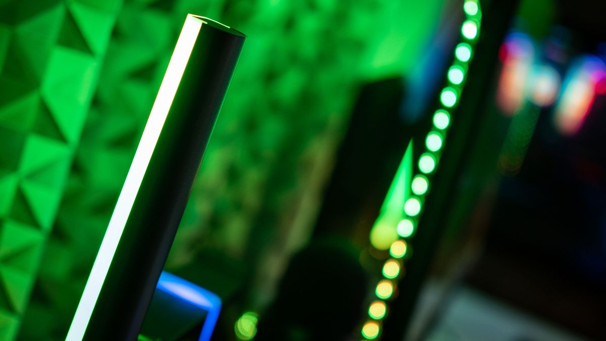 Green lighting effect on back of monitor for Govee AI Gaming Sync Box Kit