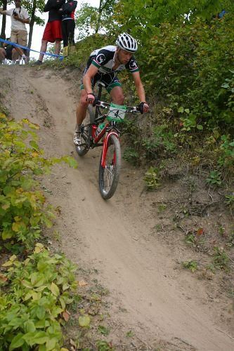 Swanson pinning the lakeside drops