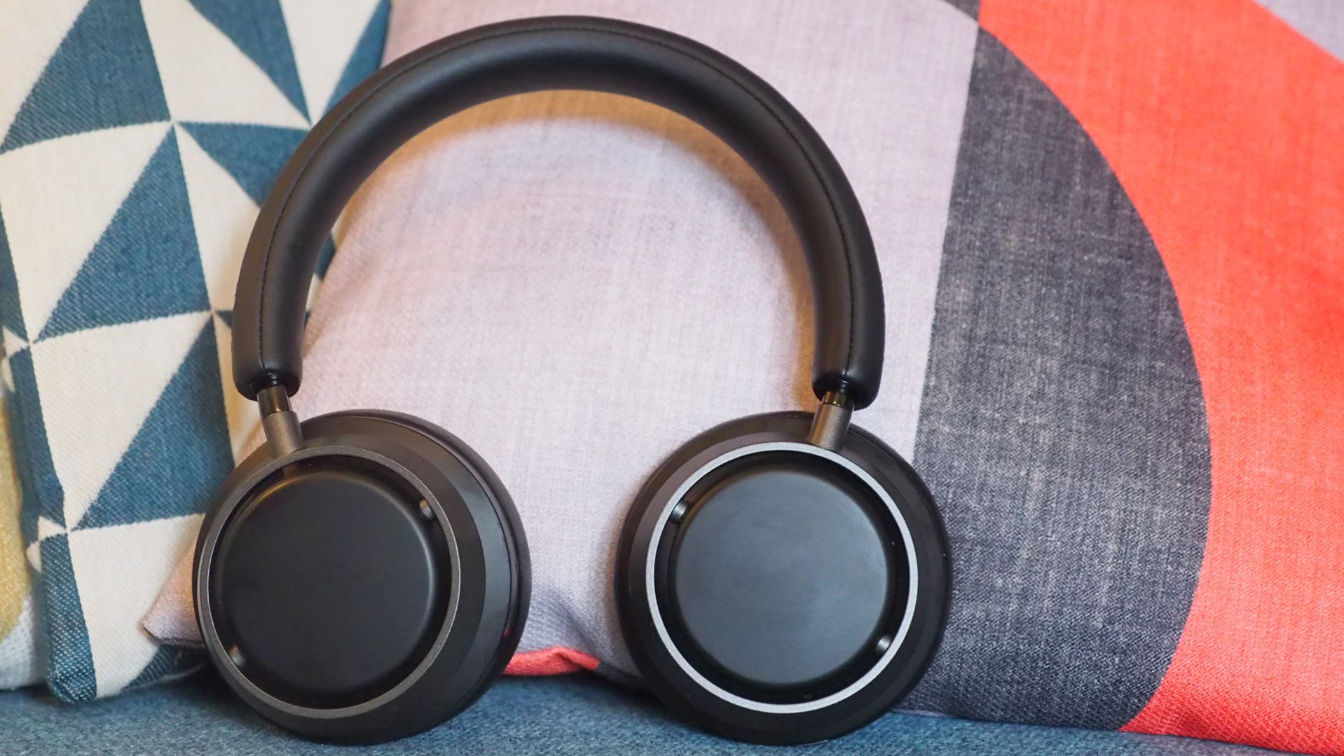 Philips Fidelio L4 review: over-ear indulgence | T3