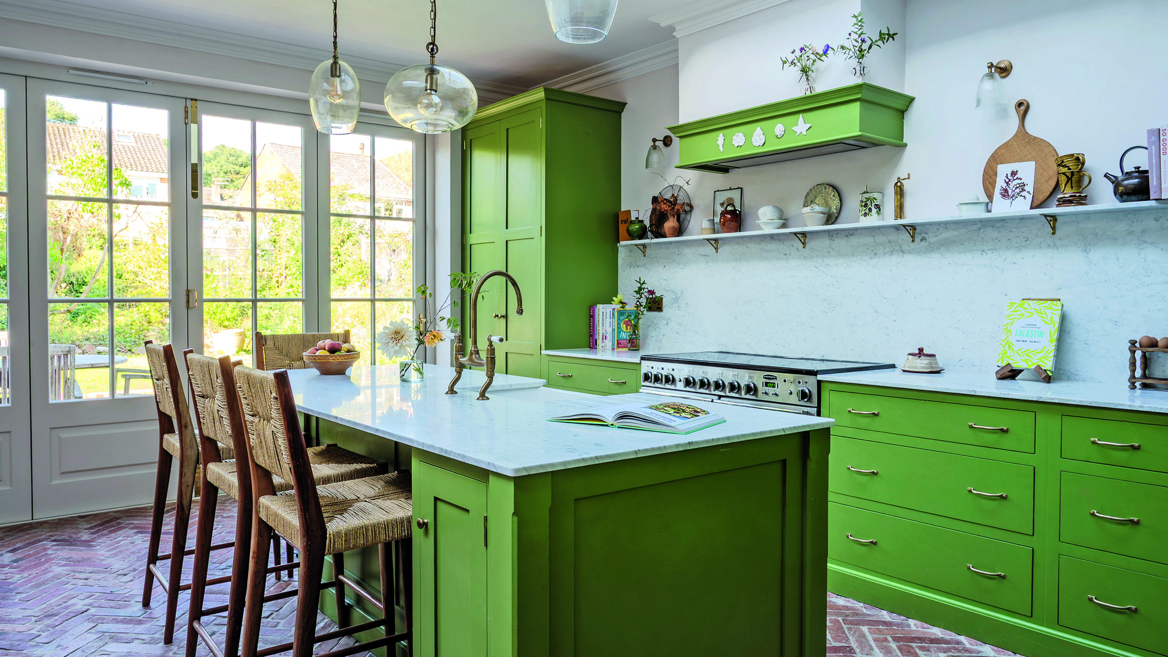 Green kitchen with island