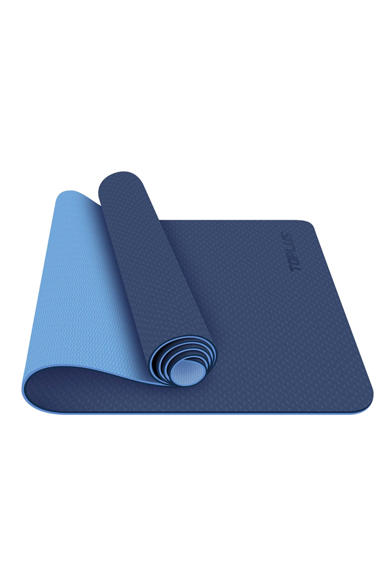 Breathe Pilates Studio - Check out our new Alo Yoga Warrior mats. These  non-slip mats have a natural rubber backing, giving you the perfect amount  of cushioning. . . Color: Smoky Quartz