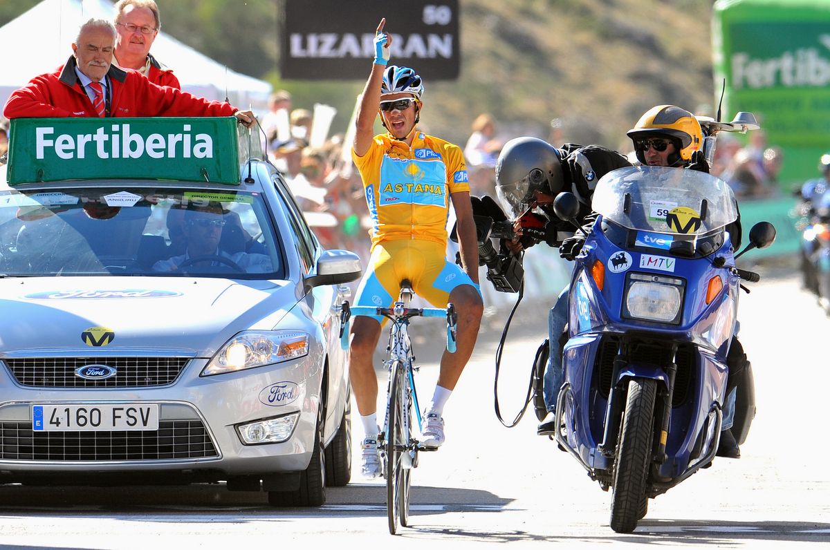 Alberto Contador celebrating his first Grand Tour stage win in a leader's jersey
