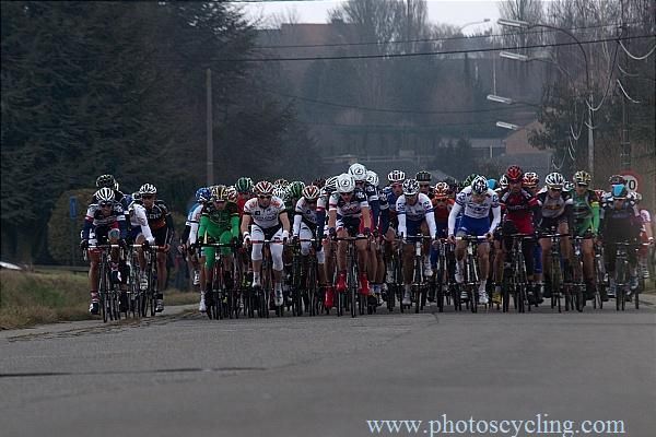 The peloton bunches up