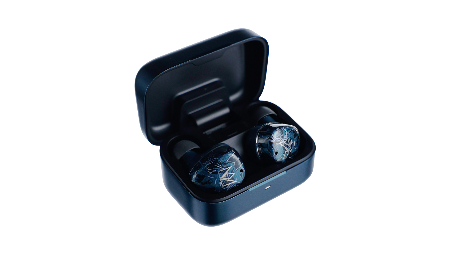 The new Noble Audio Osprey earphone.