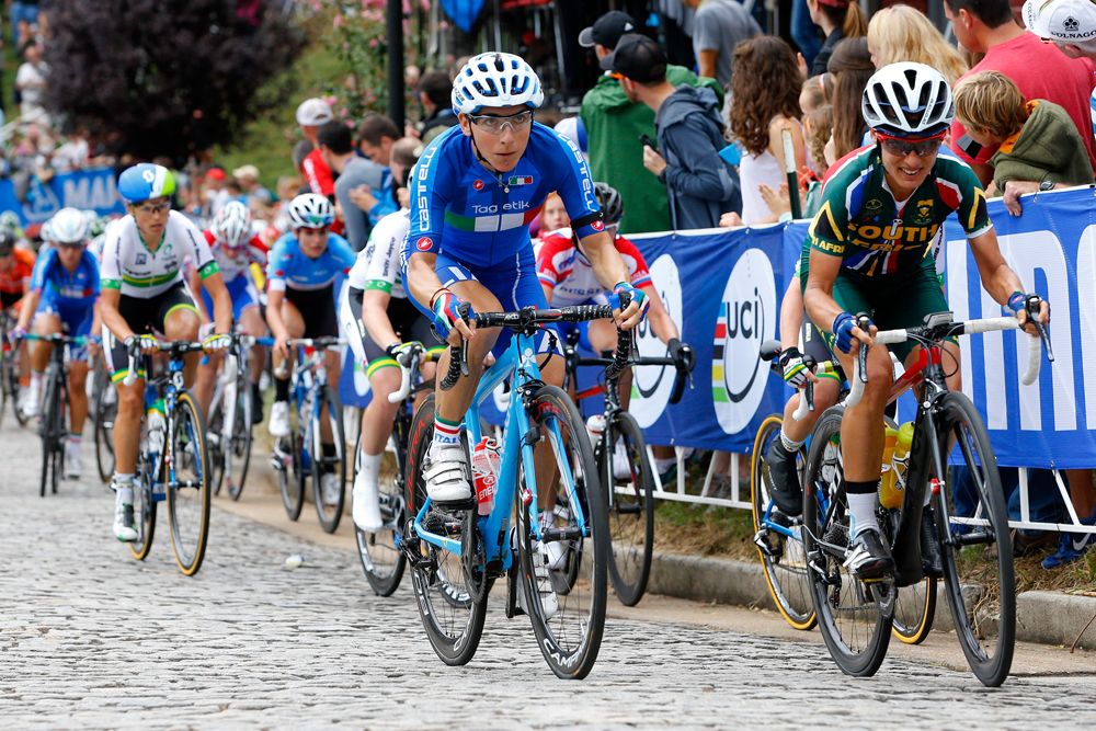 Giorgia Bronzini (Italy) looked good until her mechanical