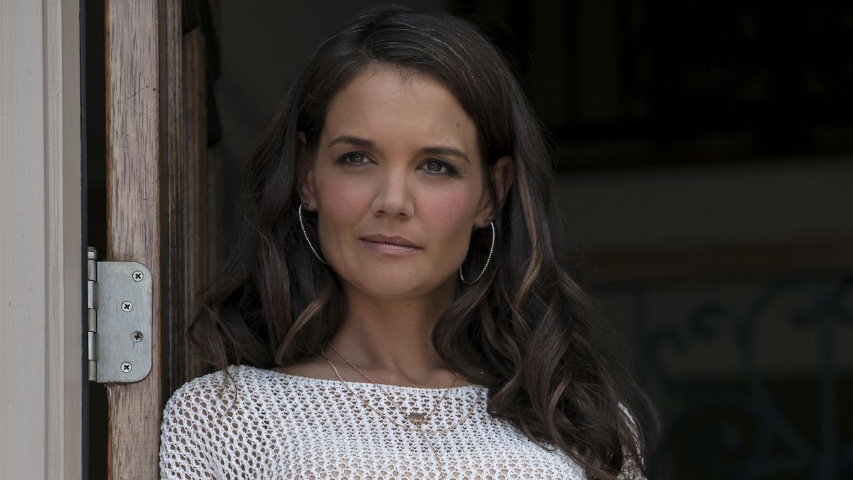 Katie Holmes Gets Candid About Keeping Her Daughter With Tom Cruise Suri Out Of The Spotlight 