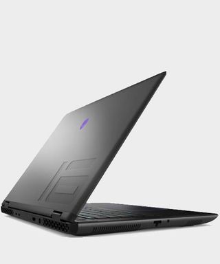 Alienware M16 R2