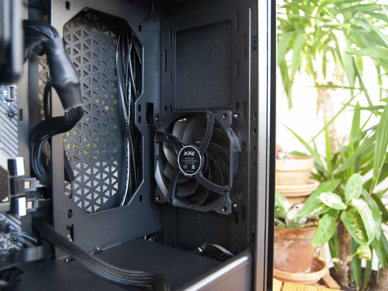 Xpg Invader Front Fan