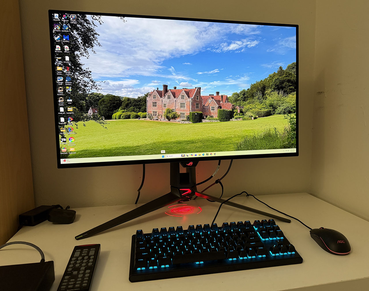 Asus ROG Swift PG32UCWM