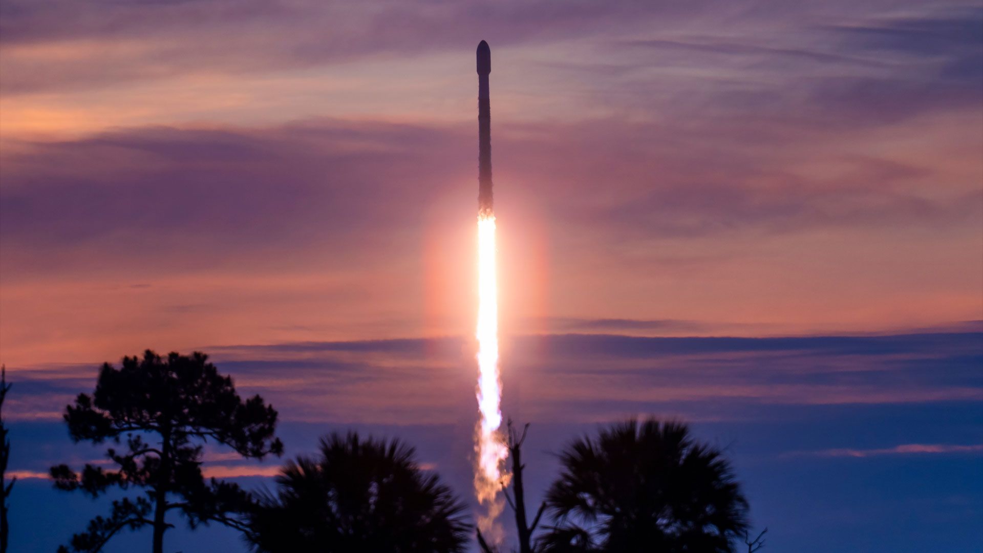 Watch SpaceX set new rocket reuse record with 35th launch — and landing — of a Falcon 9 booster (video)