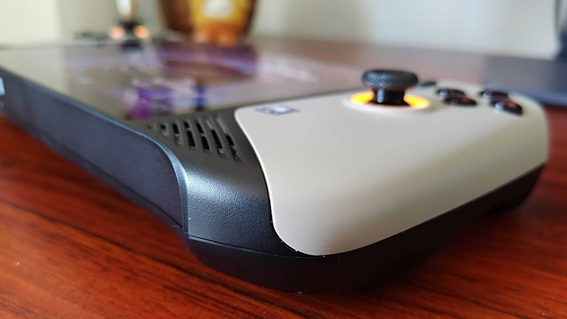 Close up of MSI Claw 8 AI+ handheld side grip.